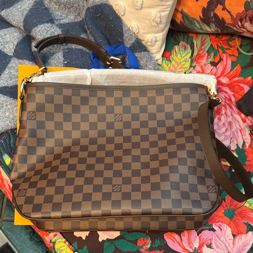 Luxury Checkered Shoulder Bag
